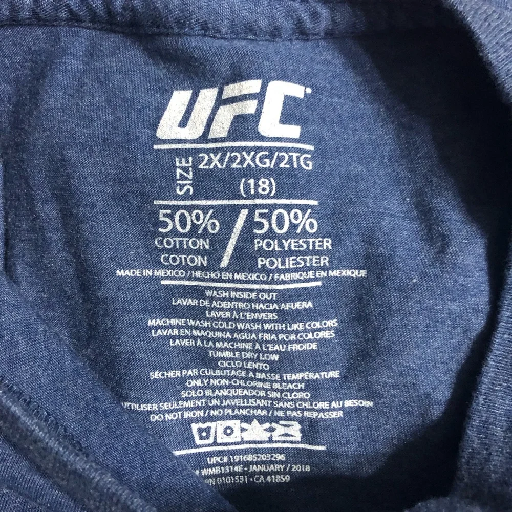 Big boy’s UFC T-shirt UFC logo crewneck short sleeves blue. 2XL//2XG/2TG/ (18).